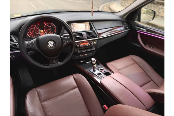 Auto in Vendita a Tirana - 10,500 Euro