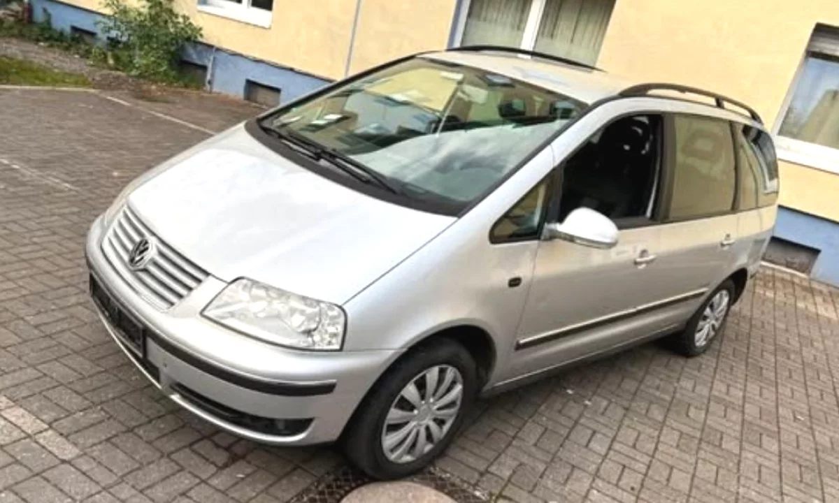 Auto in Vendita a Tirana, Volkswagen, 2008 gasoline-gas,Kambio Manual Pagamento 5,000  Euro.