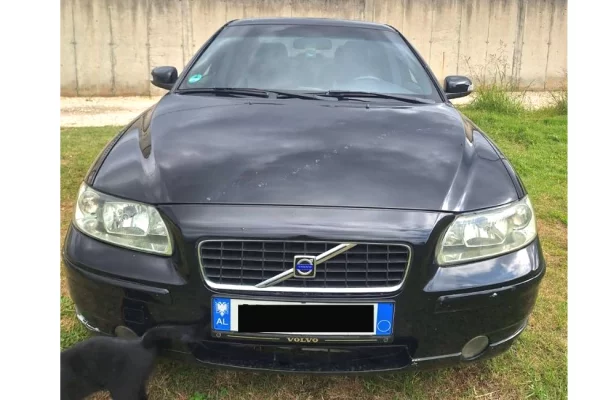 Auto in Vendita a Tirana - 4,000 Euro