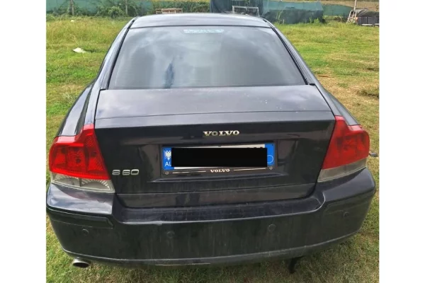 Auto in Vendita a Tirana - 4,000 Euro