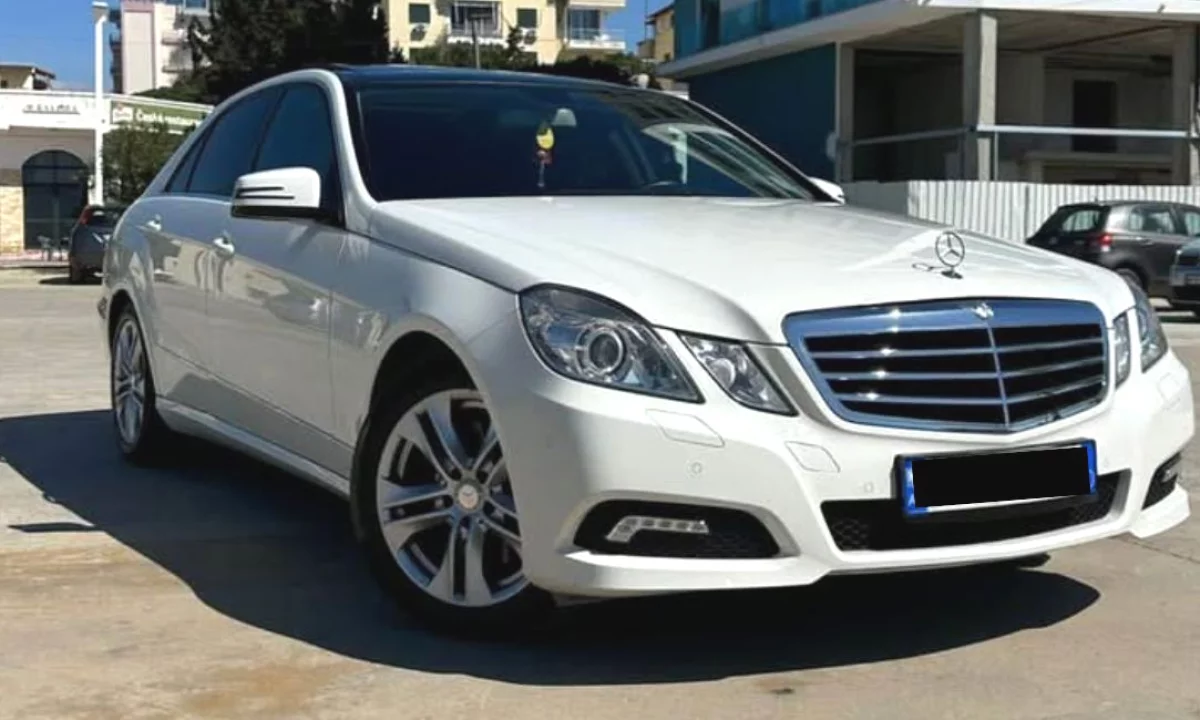 Auto in Vendita a Tirana, Mercedes-Benz, 2010 Diesel,Kambio Automatik Pagamento 11,800  Euro.