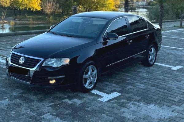 Auto in Vendita a Tirana - 5,500 Euro