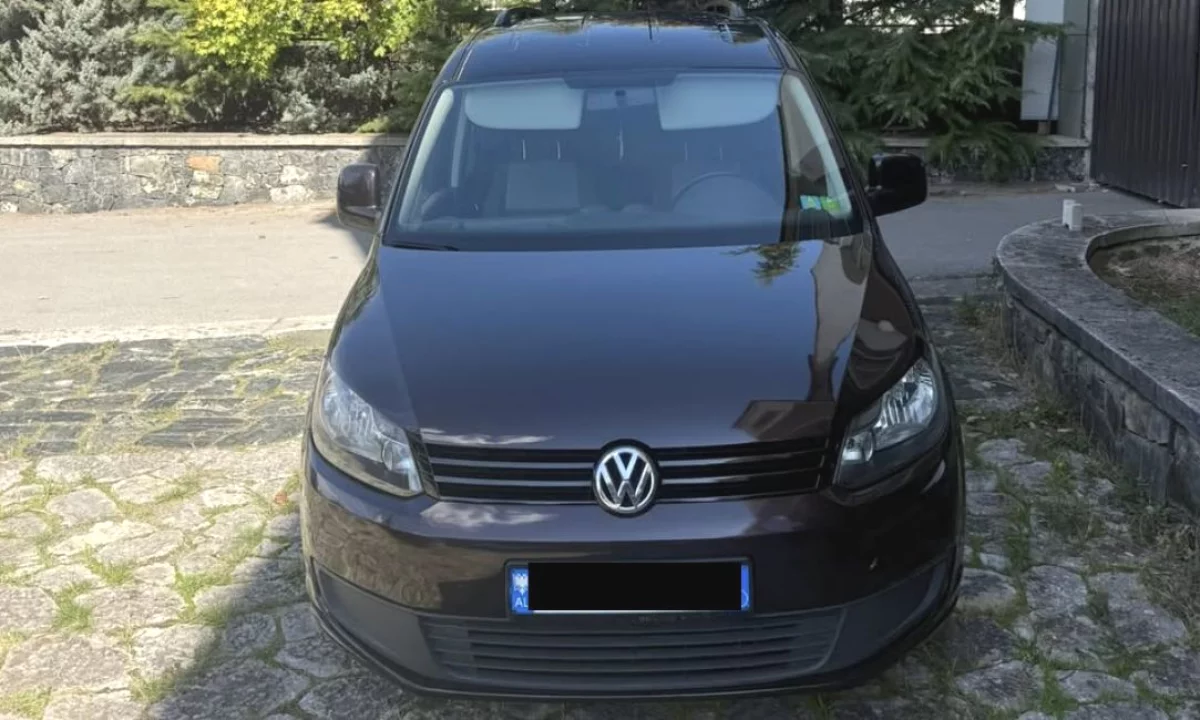 Auto in Vendita a Tirana, Volkswagen, 2009 Diesel,Kambio Automatik Pagamento 8,500  Euro.