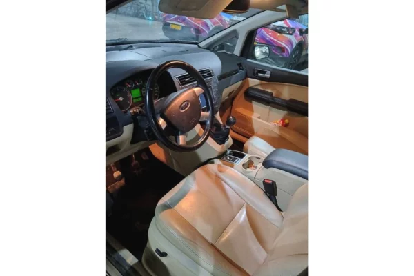 Auto in Vendita a Tirana - 1,950 Euro