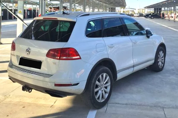 Auto in Vendita a Tirana - 8,500 Euro