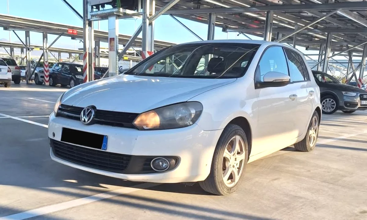 Auto in Vendita a Tirana, Volkswagen, 2010 Diesel,Kambio Automatik Pagamento 3,900  Euro.
