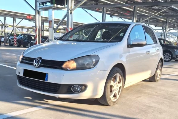 Auto in Vendita a Tirana - 3,900 Euro