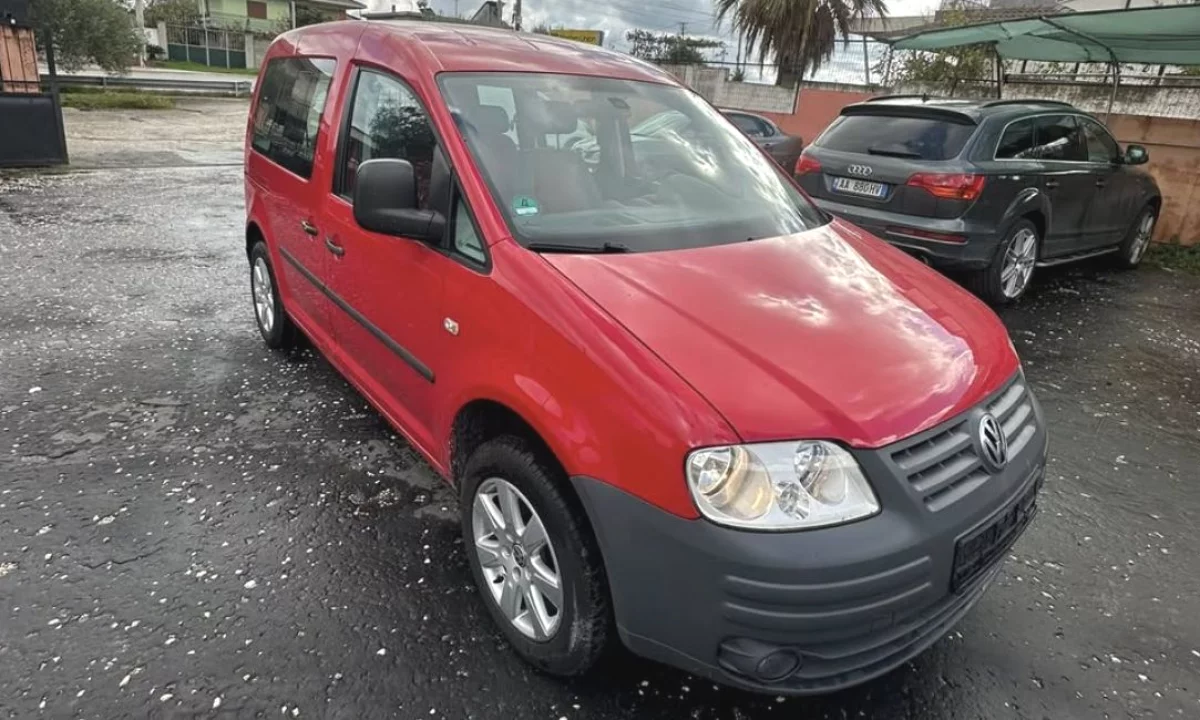 Auto in Vendita a Tirana, Volkswagen, 2008 Benzine,Kambio Manual Pagamento 5,100  Euro.