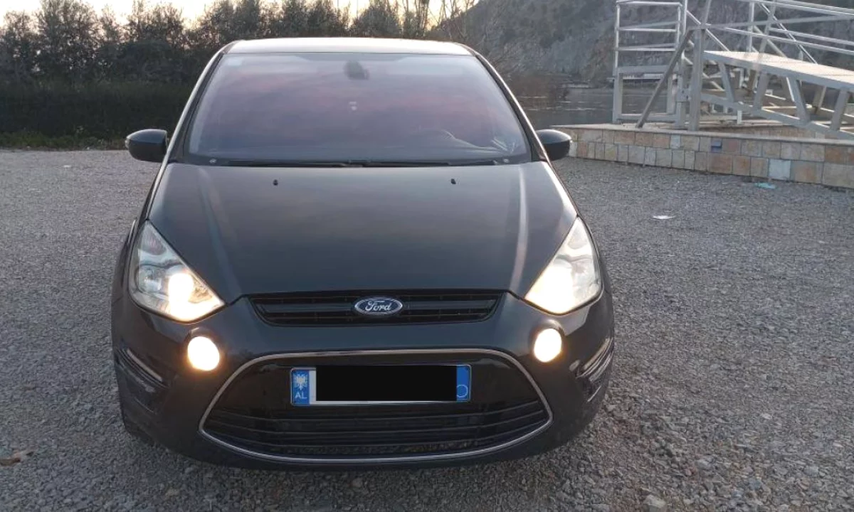 Auto in Vendita a Scutari, Ford, 2012 Diesel,Kambio Manual Pagamento 4,500  Euro.