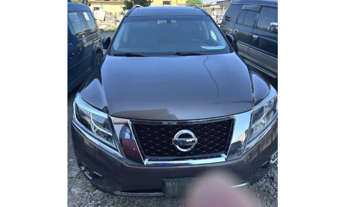 Auto in Vendita a Scutari, Nissan, 2016 Benzine,Kambio Automatik Pagamento 12,999  Euro.