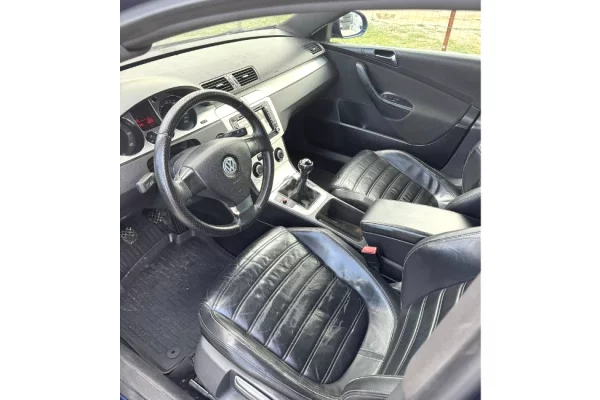 Auto in Vendita a Tirana - 3,800 Euro