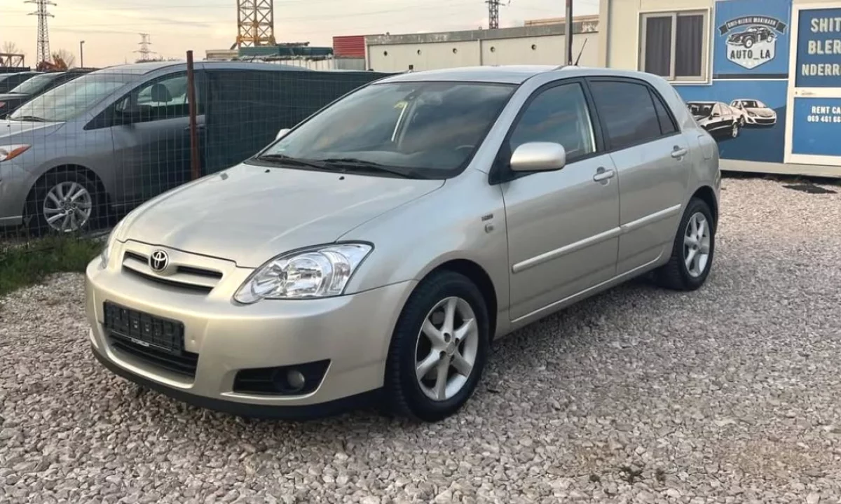 Auto in Vendita a Tirana, Toyota, 2005 Diesel,Kambio Automatik Pagamento 4,300  Euro.