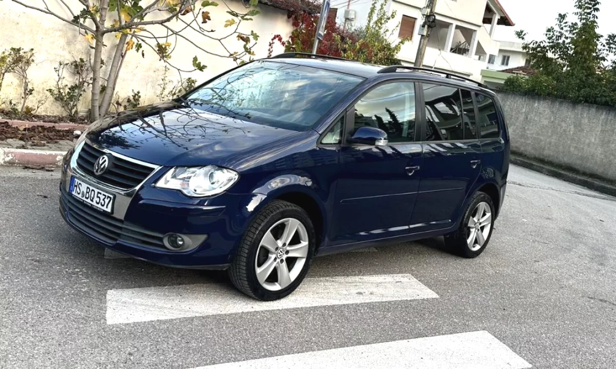 Auto in Vendita a Tirana, Volkswagen, 2007 Diesel,Kambio Automatik Pagamento 5,600  Euro.