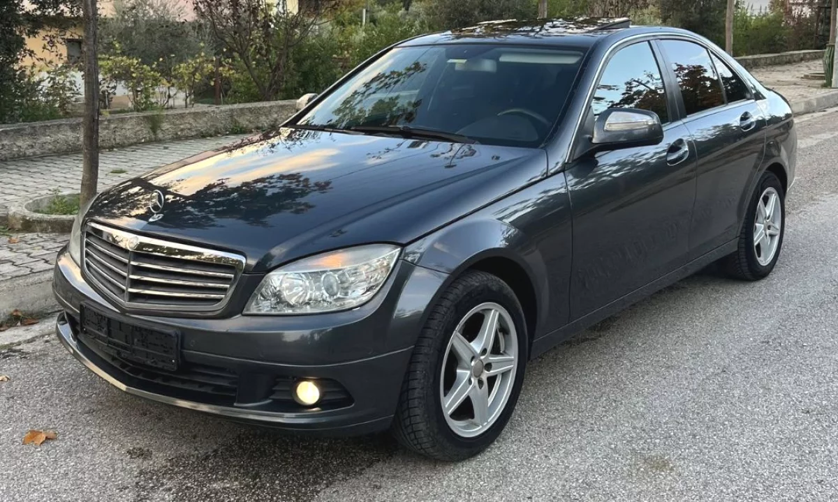 Auto in Vendita a Tirana, Mercedes-Benz, 2008 gasoline-gas,Kambio Automatik Pagamento 5,000  Euro.