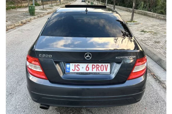 Auto in Vendita a Tirana - 5,000 Euro
