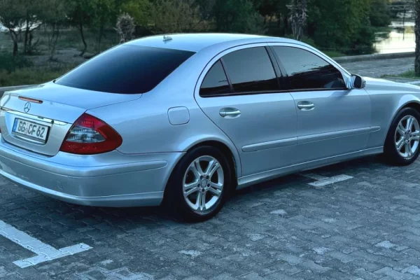 Auto in Vendita a Tirana - 6,400 Euro