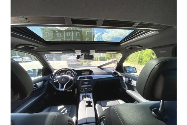 Auto in Vendita a Tirana - 7,900 Euro