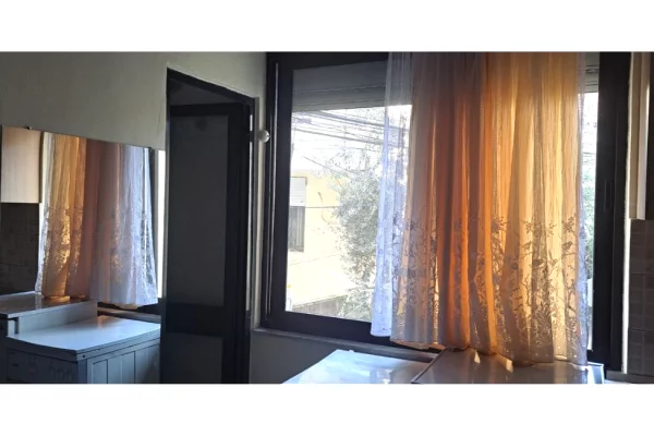 Shtepi me qera Apartament ne Tirane, Garsoniere, Mobilimi E mobiluar, Pagesa 30,000  Leke.