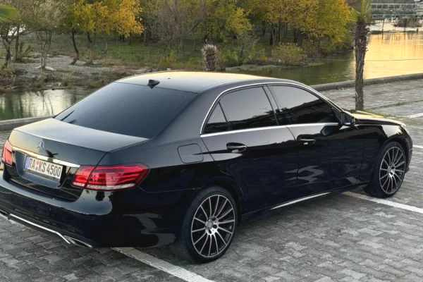 Auto in Vendita a Tirana - 12,500 Euro