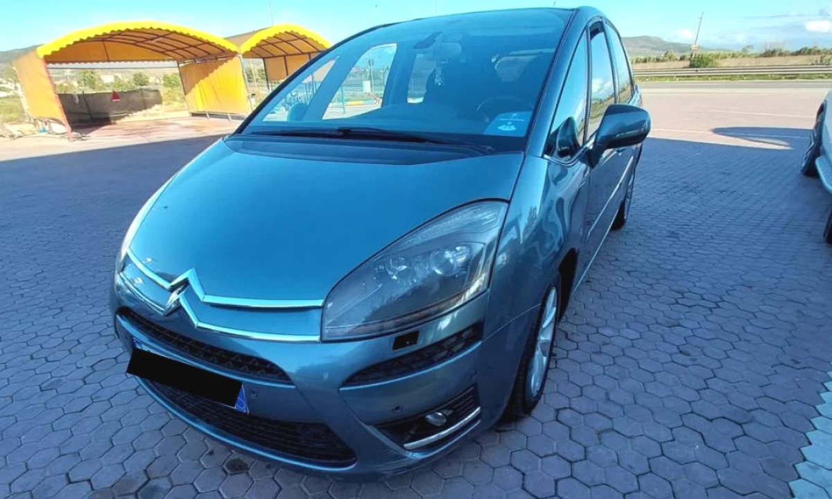 Auto in Vendita a Tirana, Citroen, 2008 Diesel,Kambio Automatik Pagamento 2,900  Euro.
