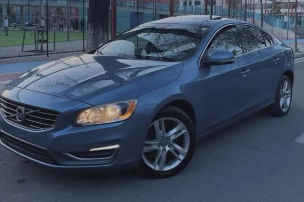 Auto in Vendita a Tirana - 8,500 Euro