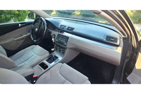 Auto in Vendita a Tirana - 3,500 Euro