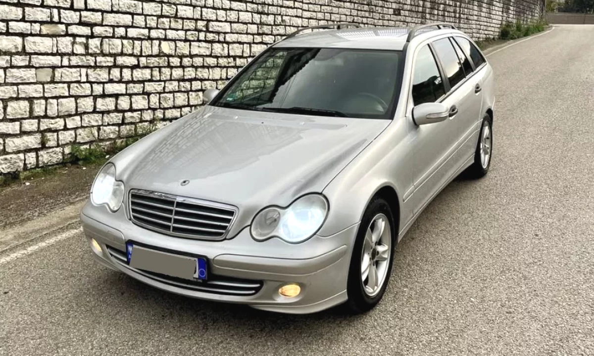 Auto in Vendita a Tirana, Mercedes-Benz, 2007 Diesel,Kambio Automatik Pagamento 4,300  Euro.