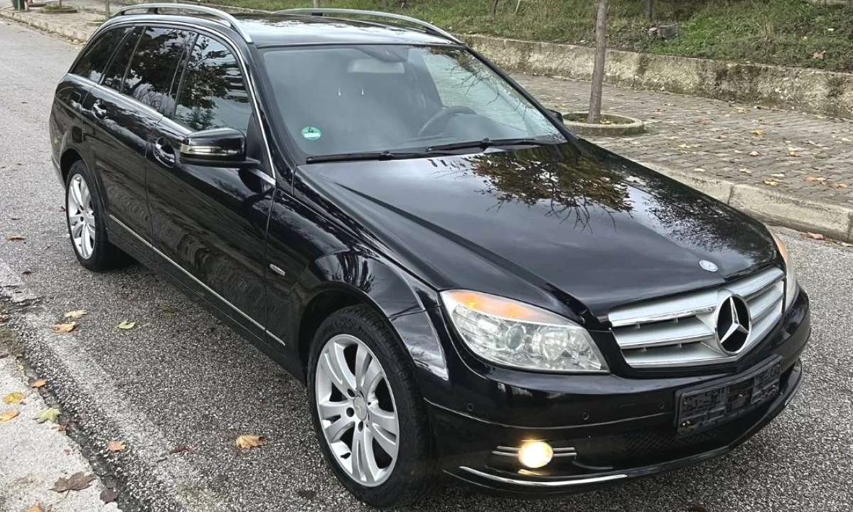 Auto in Vendita a Tirana, Mercedes-Benz, 2009 Benzine,Kambio Automatik Pagamento 5,000  Euro.