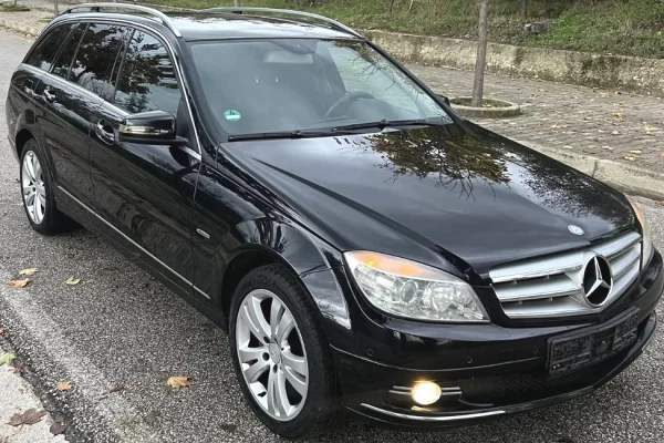 Auto in Vendita a Tirana - 5,000 Euro