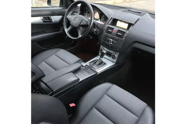 Auto in Vendita a Tirana - 5,000 Euro