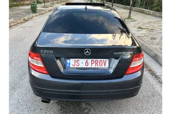 Auto in Vendita a Tirana - 4,800 Euro