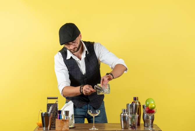 Njoftime Pune per Kamarier/e-banakier/e ne Tirane