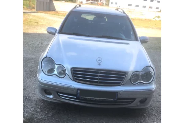 Auto in Vendita a Tirana - 3,500 Euro