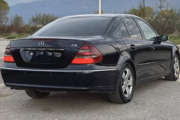 Auto in Vendita a Tirana - 3,900 Euro