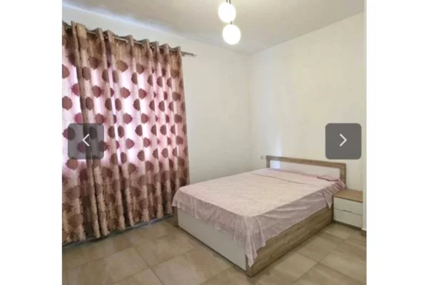 Shtepi me qera Apartament ne Tirane, 1+1, Mobilimi E mobiluar, Pagesa 500  Euro.
