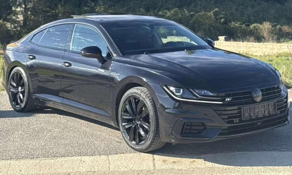 Auto in Vendita a Tirana, Volkswagen, 2020 Diesel,Kambio Automatik Pagamento 22,000  Euro.