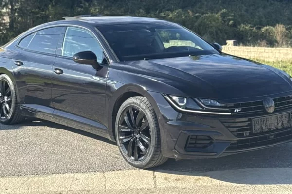 Auto in Vendita a Tirana - 22,000 Euro