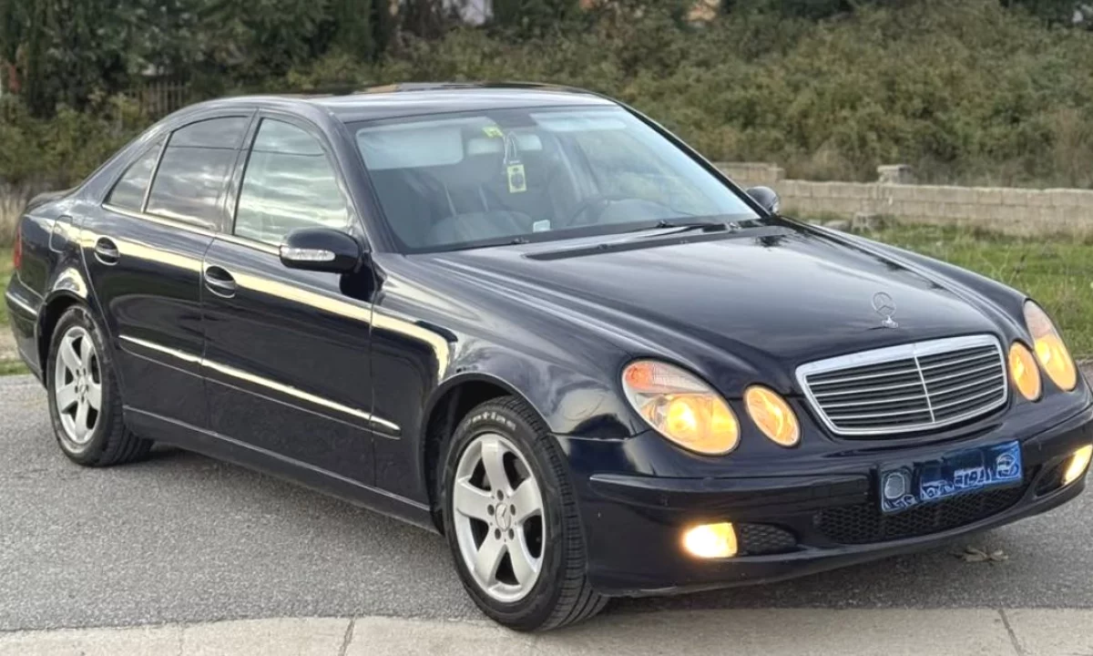 Auto in Vendita a Tirana, Mercedes-Benz, 2003 Diesel,Kambio Automatik Pagamento 3,900  Euro.