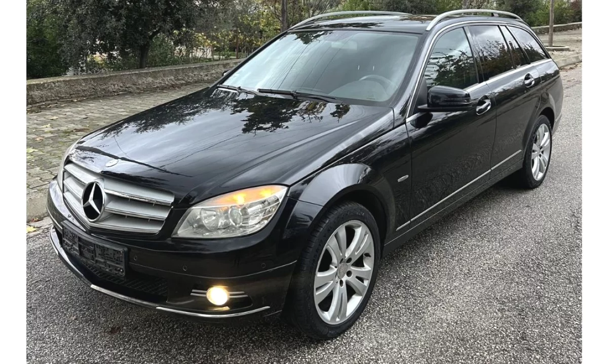 Auto in Vendita a Tirana, Mercedes-Benz, 2009 Diesel,Kambio Automatik Pagamento 5,000  Euro.