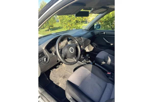 Auto in Vendita a Tirana - 2,500 Euro