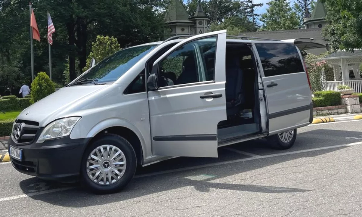 Auto in Vendita a Tirana, Mercedes-Benz, 2007 Diesel,Kambio Automatik Pagamento 9,300  Euro.