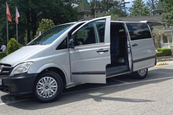 Auto in Vendita a Tirana - 9,300 Euro