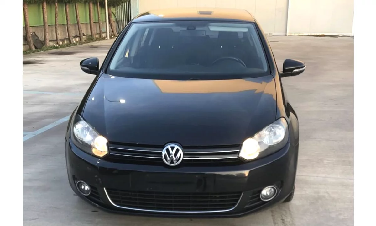 Auto in Vendita a Tirana, Volkswagen, 2011 Diesel,Kambio Automatik Pagamento 6,900  Euro.