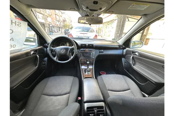 Auto in Vendita a Tirana - 4,000 Euro