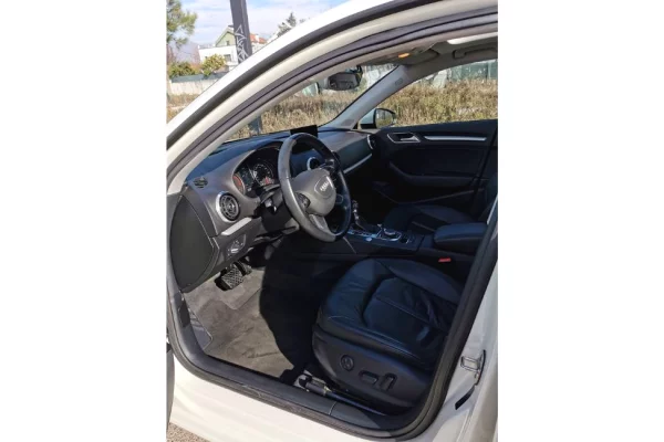 Auto in Vendita a Tirana - 11,000 Euro