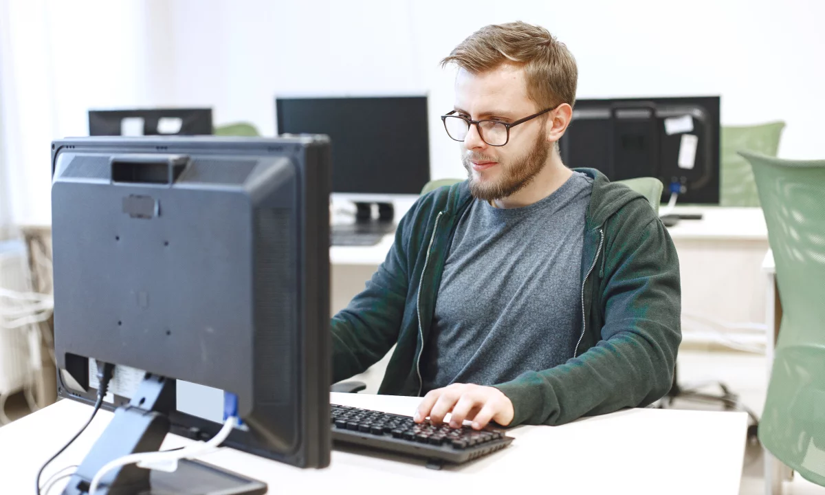 Njoftime Pune ne Berat, Profesioni Specialist IT , Me eksperience, Pagesa Me Marreveshje.