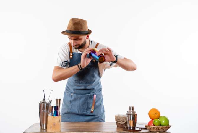 Njoftime Pune per Nd. Banakiere/Sanitare ne Tirane