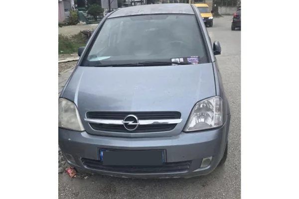 Auto in Vendita a Tirana - 1,500 Euro