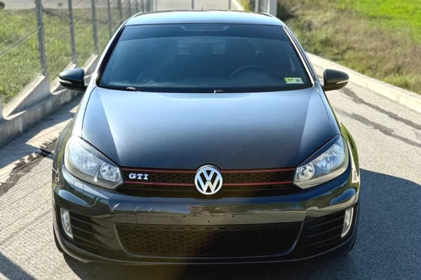 Auto in Vendita a Tirana - 6,700 Euro