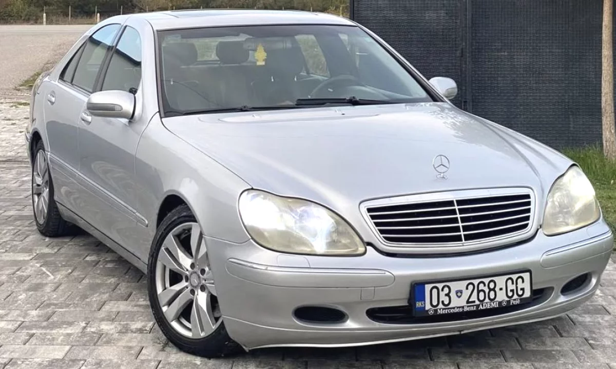 Auto in Vendita a Pristina, Mercedes-Benz, 2001 Diesel,Kambio Automatik Pagamento 4,700  Euro.